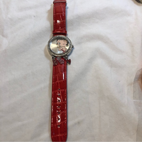 Betty Boop Wristwatch Jewelled Charms  Needs Battery Plastic Tag Still Attached - Picture 8 of 15
